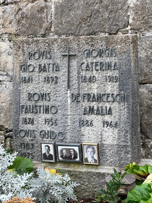 Rovis, Giorgis and De Franceschi in one grave
